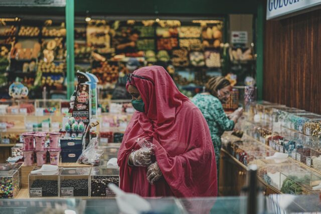 Maghrebi women shopping for modern hijabs at DAZ Hijab store in Florida