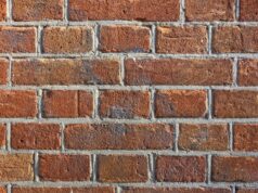Celebrating Ramadan: A Guide to Preparing Traditional Algerian Bricks at Home Algerian family enjoying a brick dessert during Ramadan