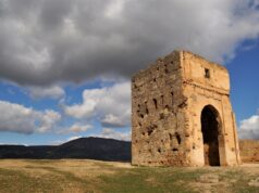 Revitalizing Cultural Tourism in Fez, Morocco with Weekly Performances: A Call to Our Maghrebi Diaspora Maghrebi dancers performing in Fez, Morocco to promote cultural tourism