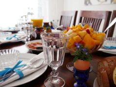 Celebrating Muslim Heritage: Halal African Brunch Events for the Maghrebi Diaspora Maghrebi Diaspora gathering for a Halal African Brunch, offering a variety of traditional dishes