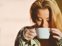 Authentic Moroccan Mazagran Coffee Recipe for a Refreshing Ramadan Family enjoying authentic Moroccan Mazagran coffee during Ramadan