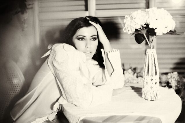 Maghrebi artist with A&R executive discussing music career