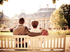 Celebrating Maghrebi Traditions in France: A Comprehensive Guide to Maghrebi Weddings Maghrebi bride and groom at a traditional French wedding ceremony