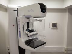 Breast Cancer Awareness for Arab Women: Screening and Prevention Methods Arab woman receiving mammogram, raising awareness for breast cancer