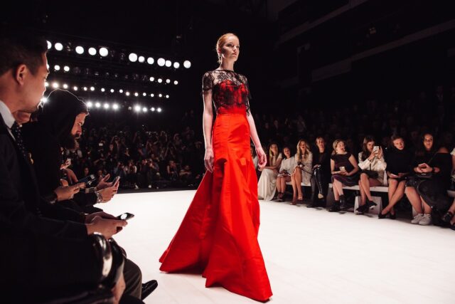 Women wearing Maghrebi Fashion Week 2026 designs on the runway