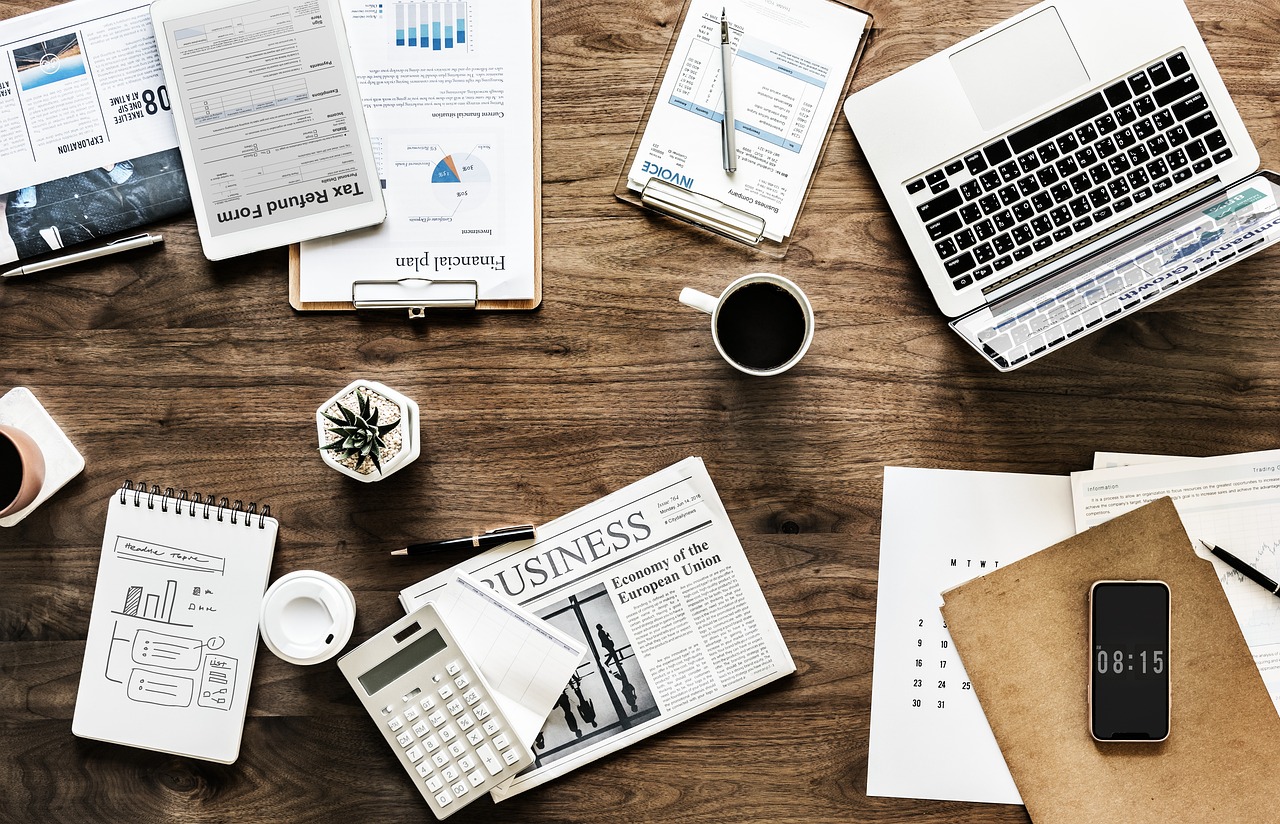 Entrepreneurship and Cognitive Science: Building a Modern Fashion Startup