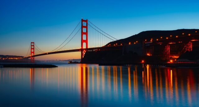 Modest fashion exhibit de Young Museum Women wearing modern modest fashion at the Contemporary Muslim Fashions exhibit at de Young Museum, San Francisco
