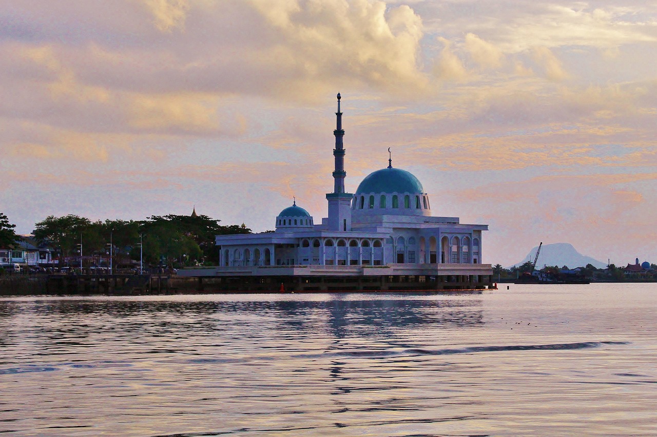 Maghrebi family exploring Malaysia's vibrant Muslim-friendly tourist attractions