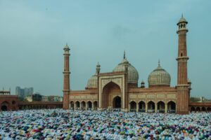 Celebrating Eid al-Fitr: Traditional Recipes from the Maghrebi Diaspora